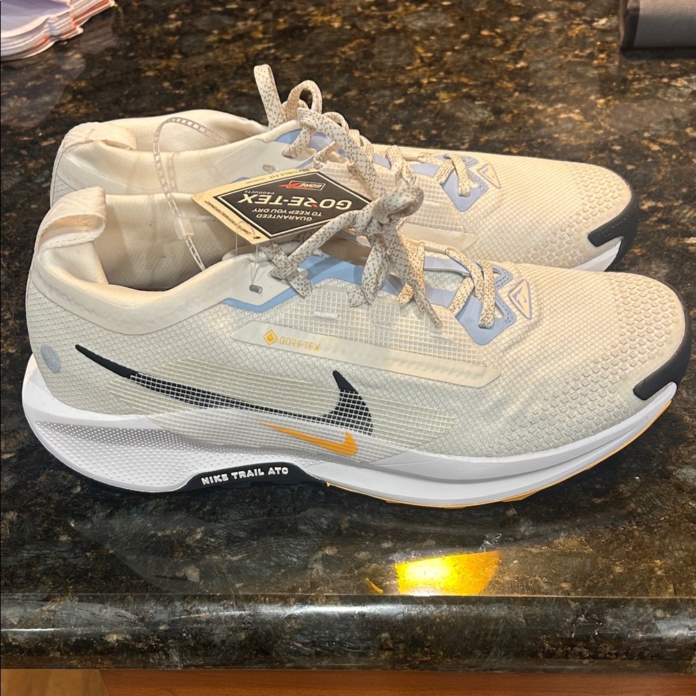 Nike Pegasus Trail 5 GRX Gore-Tex Trail Running Shoes Women’s Sz 12/Mens 10.5